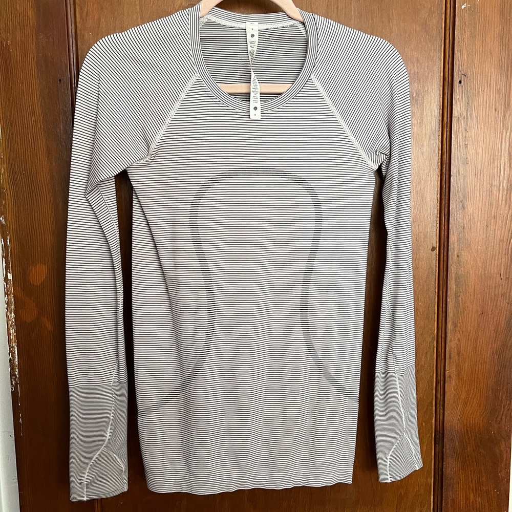 Lululemon long sleeve swiftly shirt